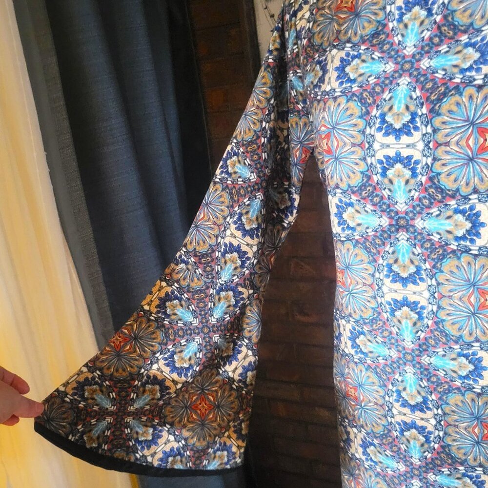 One Clothing 70s Retro Blue Multi-Colored Patterned Round Neck Dress - Size S - Picture 5 of 14